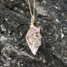 Load image into Gallery viewer, Amethyst Pendant Necklace (Gold)