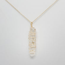 Load image into Gallery viewer, Clear Quartz Pendant Necklace (Gold)