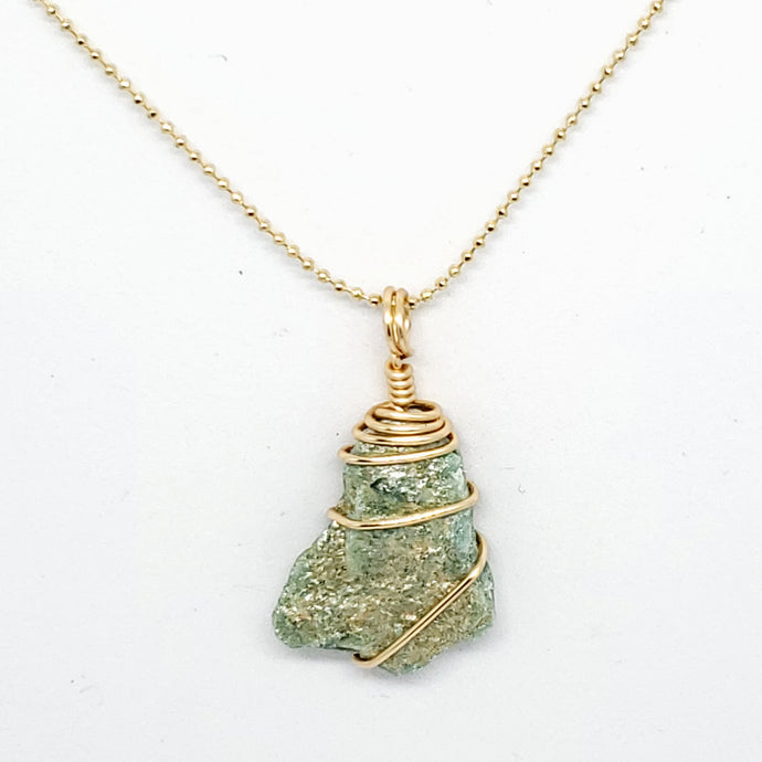 Fuchsite Pendant Necklace (Gold)