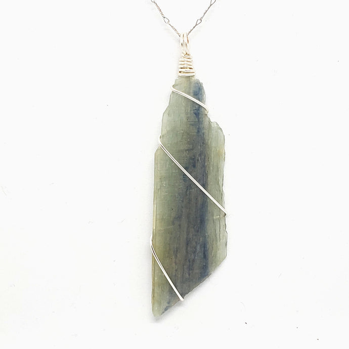 Blue Kyanite Pendant Necklace (Silver)