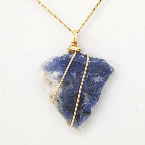 Sodalite Pendant Necklace (Gold)