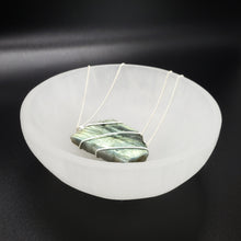 Load image into Gallery viewer, Selenite Bowl 4&quot;