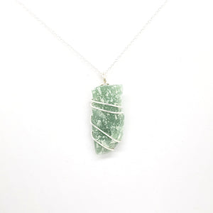 Green Aventurine Pendant Necklace (Silver)