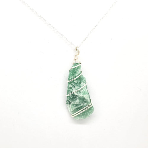 Green Aventurine Pendant Necklace (Silver)