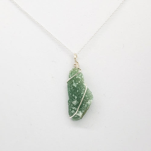 Green Aventurine Pendant Necklace (Silver)