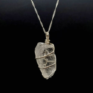 Clear Quartz Crystal Pendant Necklace (Silver)